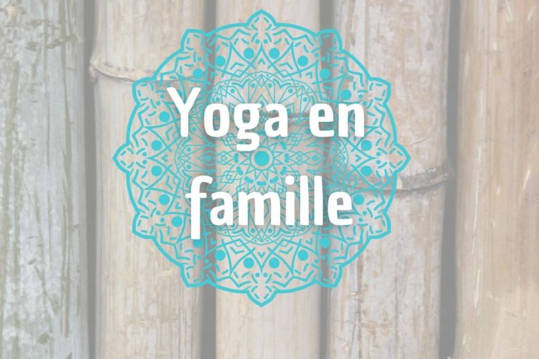 Cours de yoga en famille
